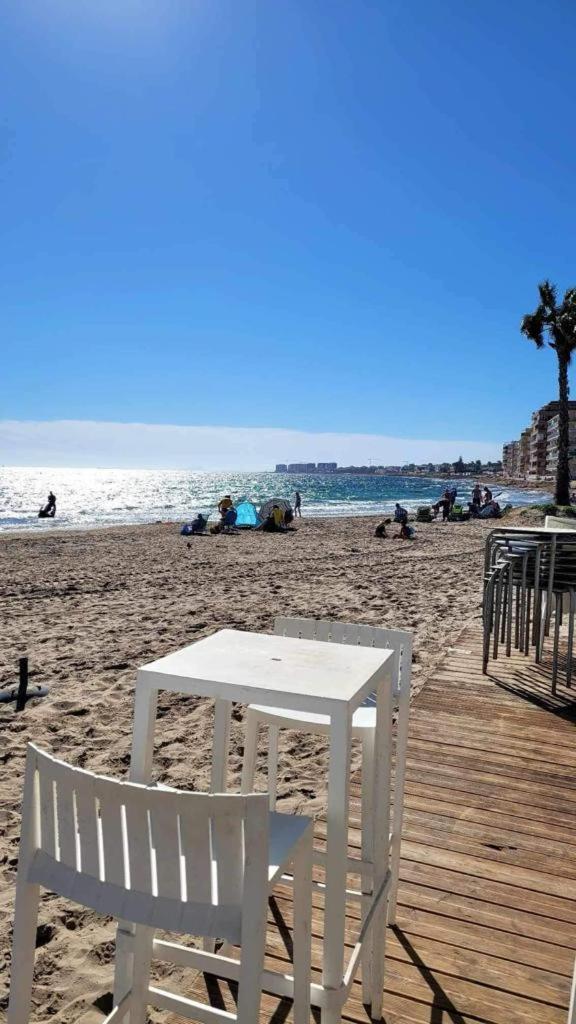 Playa De Los Naufragos Cozy Apartment With Pool Torrevieja Esterno foto