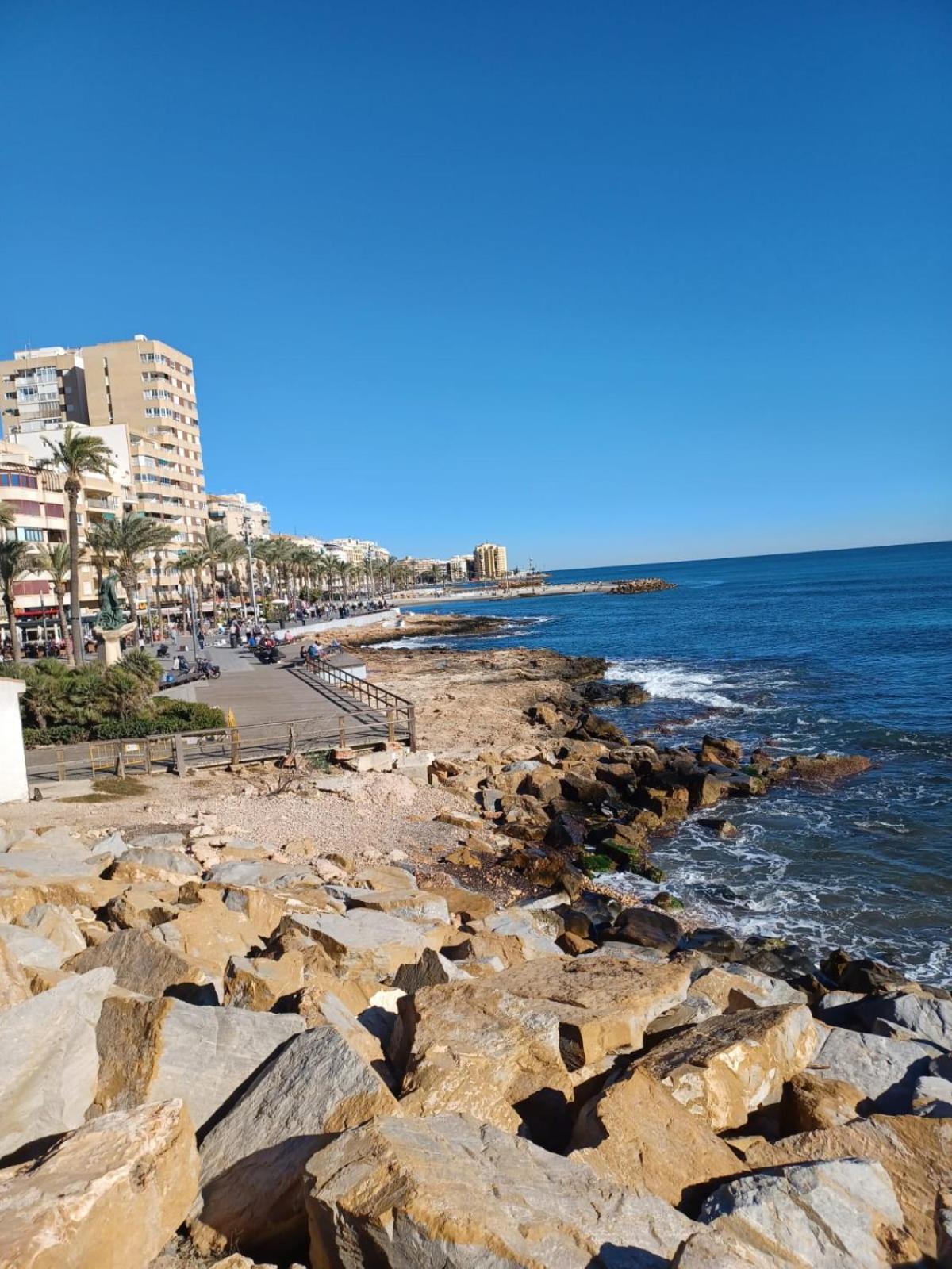 Playa De Los Naufragos Cozy Apartment With Pool Torrevieja Esterno foto